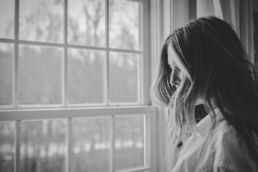 woman looking sad, veterinary stress